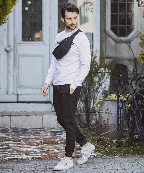 1PIU1UGUALE3  RELAX （ウノピゥウノウグァーレトレ リラックス）の「1PIU1UGUALE3 RELAX(ウノピゥウノウグァーレトレ)サークルロゴボディバッグ（ボディバッグ/ウエストポーチ・メンズ・ブラック・ONE SIZE）」の7枚目の写真