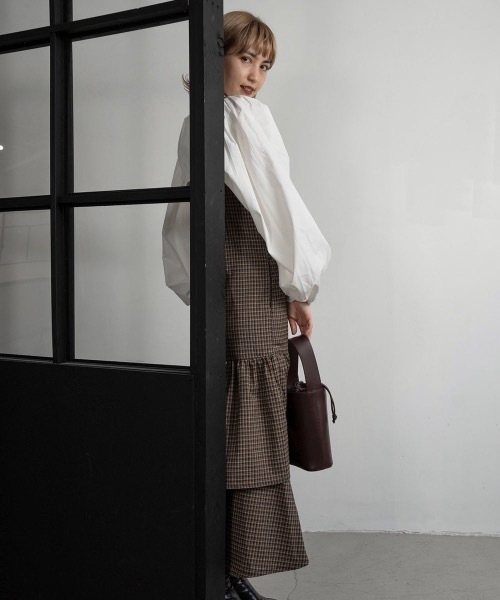 lawgy(ラウジー)の「tiered plaid cami op(ワンピース・レディース・ベージュ/ブラウン・FREE)」の12枚目の写真