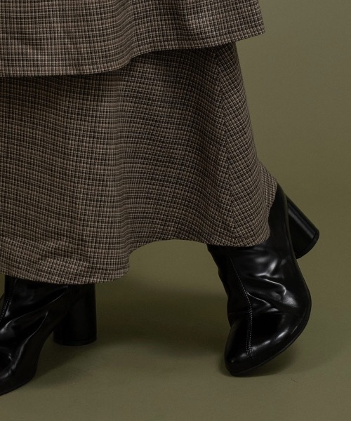 lawgy(ラウジー)の「tiered plaid cami op(ワンピース・レディース・ベージュ/ブラウン・FREE)」の3枚目の写真