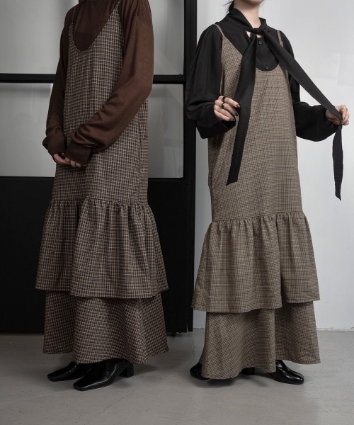 lawgy(ラウジー)の「tiered plaid cami op(ワンピース・レディース・ベージュ/ブラウン・FREE)」の13枚目の写真