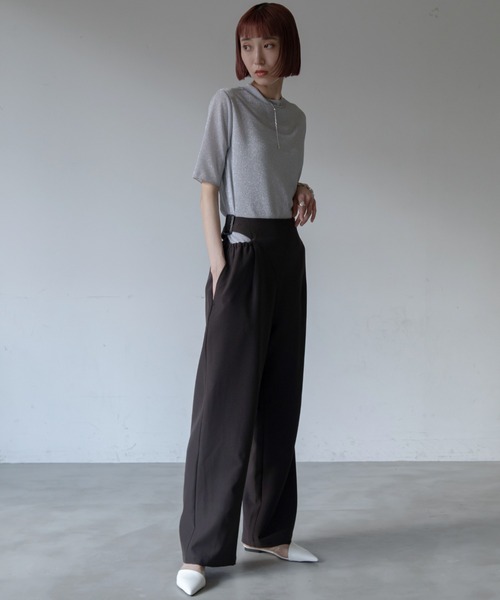 VACANCY（ヴァカンシー）の「アシンメトリーカットアウトストレートパンツ（その他パンツ・レディース・ホワイト/チャコールグレー/ダークパープル・FREE/SMALL）」の16枚目の写真