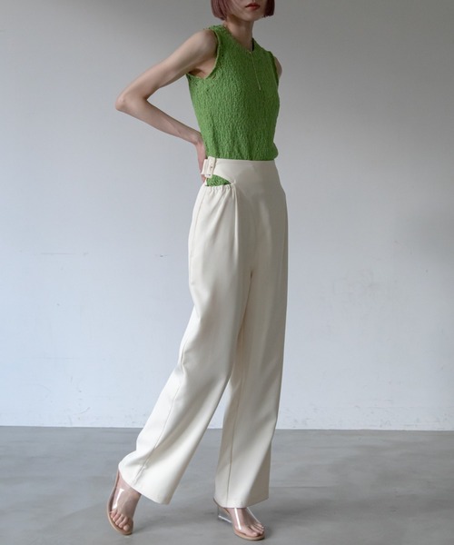 VACANCY（ヴァカンシー）の「アシンメトリーカットアウトストレートパンツ（その他パンツ・レディース・ホワイト/チャコールグレー/ダークパープル・FREE/SMALL）」の10枚目の写真