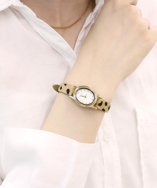 Three Four Time（ｽﾘｰﾌｫｰﾀｲﾑ）の「オーバルアニマルウォッチ(3気圧防水)　/　時計（アナログ腕時計・レディース・レオパード/ベージュ×ブラック・FREE）」の2枚目の写真