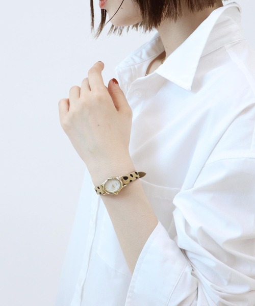 Three Four Time（ｽﾘｰﾌｫｰﾀｲﾑ）の「オーバルアニマルウォッチ(3気圧防水)　/　時計（アナログ腕時計・レディース・レオパード/ベージュ×ブラック・FREE）」の9枚目の写真