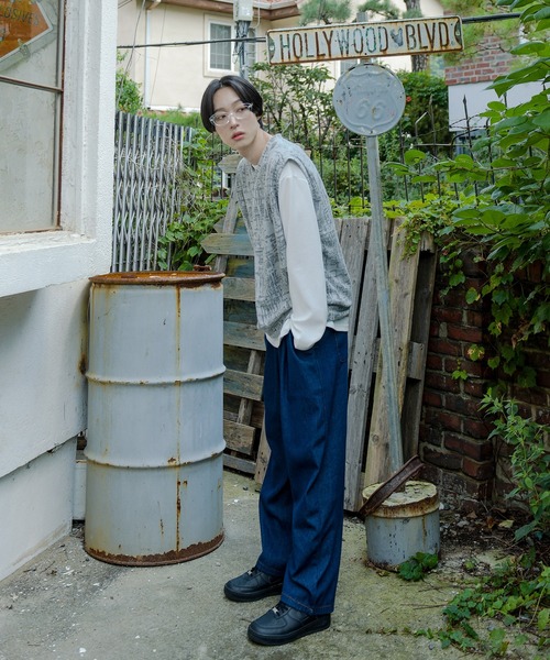 FOLLOWIN（フォロウィン）の「【UNISEX】パターンオーバーフィットVネックベスト（ベスト・メンズ・ブラック/ネイビー/グレー・FREE）」の14枚目の写真