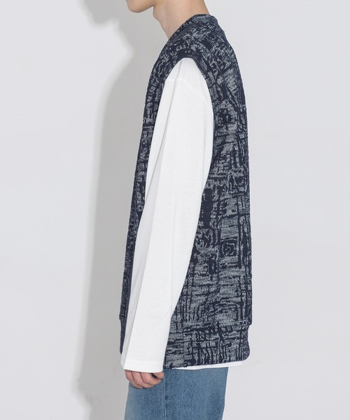 FOLLOWIN（フォロウィン）の「【UNISEX】パターンオーバーフィットVネックベスト（ベスト・メンズ・ブラック/ネイビー/グレー・FREE）」の16枚目の写真