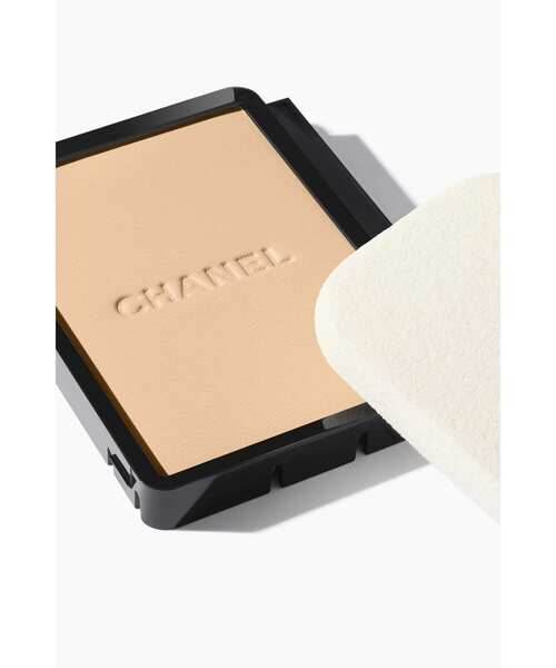 CHANEL（シャネル）の「ヴィタルミエール ドゥスール コンパクト
