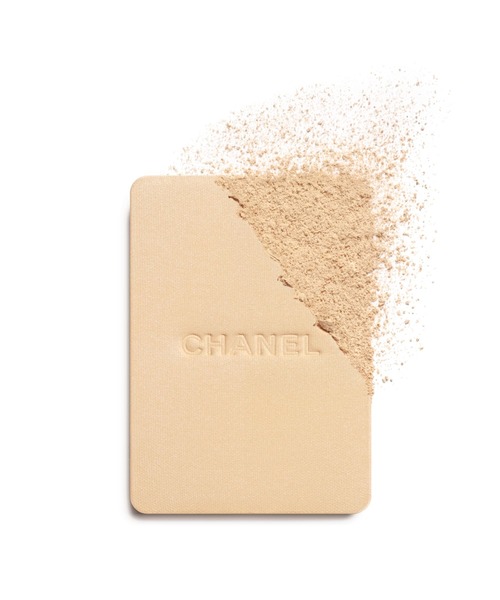 CHANEL（シャネル）の「ヴィタルミエール ドゥスール コンパクト