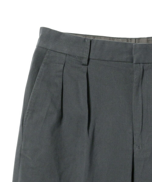 BEAMS(ビームス)の「BEAMS / カルゼ 2プリーツ チノパンツ(スラックス・メンズ・ライトブラウン/ブラック/ブルー系その他2・S/M/L/XL)」の16枚目の写真