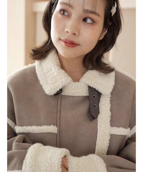 JUMELLE（ジュメロ）の「ボアフライトジャケット（ムートンコート・レディース・アイボリー/グレイッシュベージュ・FREE）」の9枚目の写真