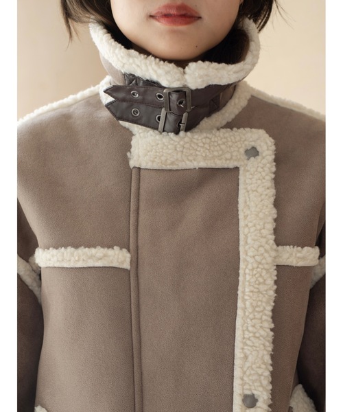 JUMELLE（ジュメロ）の「ボアフライトジャケット（ムートンコート・レディース・アイボリー/グレイッシュベージュ・FREE）」の11枚目の写真