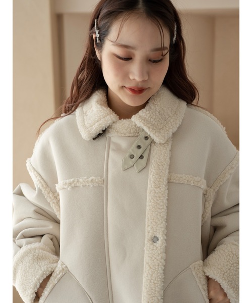 JUMELLE（ジュメロ）の「ボアフライトジャケット（ムートンコート・レディース・アイボリー/グレイッシュベージュ・FREE）」の15枚目の写真