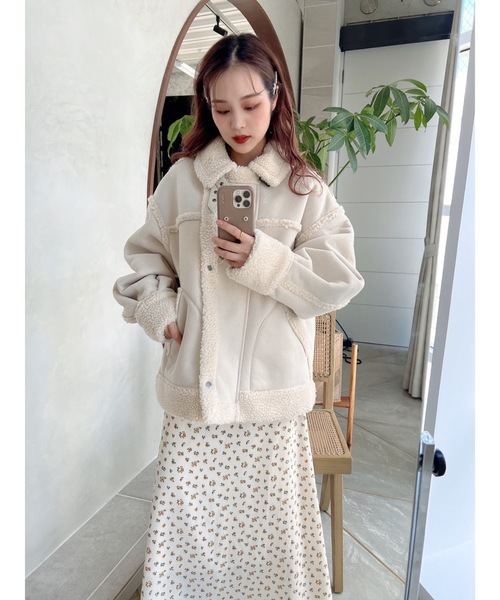 JUMELLE（ジュメロ）の「ボアフライトジャケット（ムートンコート・レディース・アイボリー/グレイッシュベージュ・FREE）」の22枚目の写真