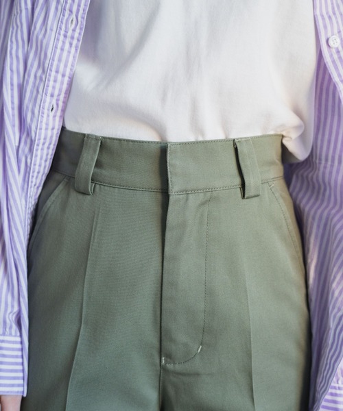 ANGIE（アンジー）の「ハイウエストセンタープレスワークパンツ（チノパンツ・レディース・ブラック/ベージュ/カーキ・SMALL/MEDIUM/LARGE）」の13枚目の写真