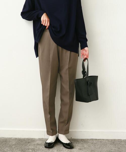 URBAN RESEARCH DOORS(アーバンリサーチドアーズ)の「裏起毛テーパードイージーパンツ(その他パンツ・レディース・モカ/ブラック/チャコールグレー・SMALL/MEDIUM)」の4枚目の写真