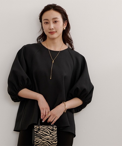 UR'S(ユアーズ)の「ボリュームスリーブヘムライントップス(Tシャツ/カットソー・レディース・オフホワイト/ネイビー/ブラック・S/M/L)」の13枚目の写真