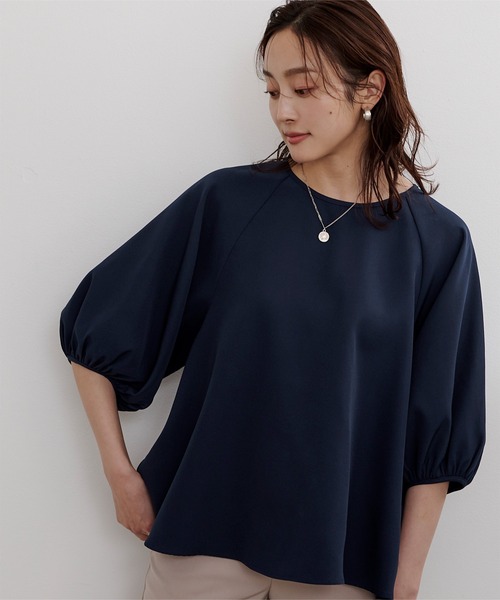 UR'S(ユアーズ)の「ボリュームスリーブヘムライントップス(Tシャツ/カットソー・レディース・オフホワイト/ネイビー/ブラック・S/M/L)」の17枚目の写真