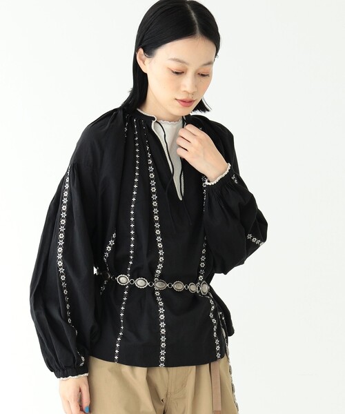 BEAMS BOY(ビームスボーイ)の「trepied × BEAMS BOY / 別注 刺繍 スモック(シャツ/ブラウス・レディース・ホワイト/ブラック・ONE SIZE)」の14枚目の写真