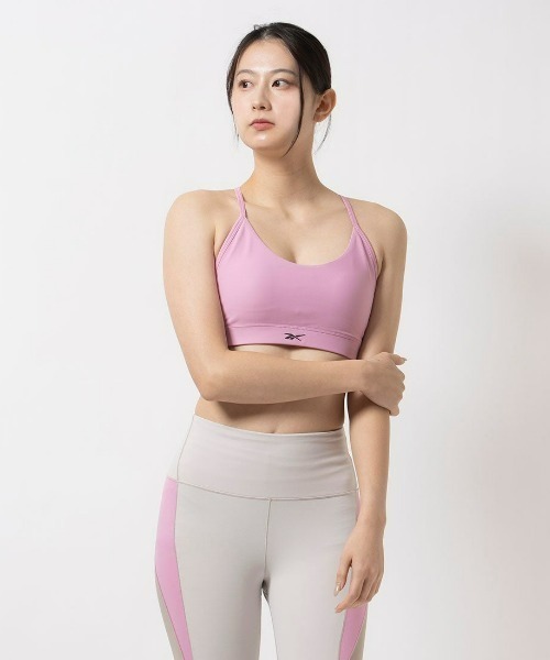 Reebok(リーボック)の「ストラップ スポーツブラ / LUX STRAPPY SPORTS BRA(スポーツブラ・レディース・ホワイト/グリーン/ブラック/ライトグリーン/アッシュブラウン/ブルー/グレイッシュベージュ/ブルーグレー/ピンク・X-SMALL/SMALL/MEDIUM/LARGE/X-LARGE)」の9枚目の写真