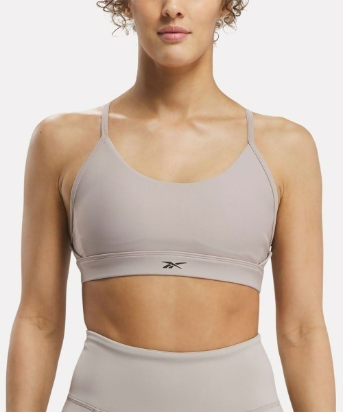 Reebok(リーボック)の「ストラップ スポーツブラ / LUX STRAPPY SPORTS BRA(スポーツブラ・レディース・ホワイト/グリーン/ブラック/ライトグリーン/アッシュブラウン/ブルー/グレイッシュベージュ/ブルーグレー/ピンク・X-SMALL/SMALL/MEDIUM/LARGE/X-LARGE)」の5枚目の写真