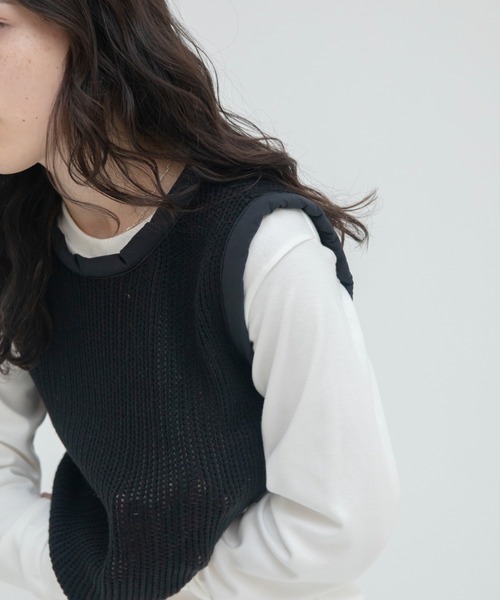VACANCY（ヴァカンシー）の「パイピングニットベスト（ベスト・レディース・アイボリー/ブラック・FREE）」の15枚目の写真