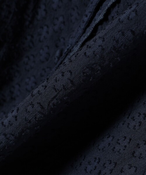 SHIPS any（シップス エニィ）の「SHIPS any:〈洗濯機可能〉カット ジャカード パフ シャツ ブラウス（シャツ/ブラウス・レディース・ホワイト/ネイビー/イエロー・ONE SIZE）」の13枚目の写真