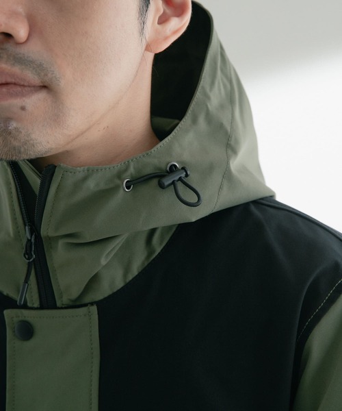 ITEMS URBANRESEARCH(アイテムズ アーバンリサーチ)の「高機能 コンビカラーマウンテンパーカー(マウンテンパーカー・メンズ・オリーブ/ブラック/ベージュ・MEDIUM/LARGE)」の22枚目の写真
