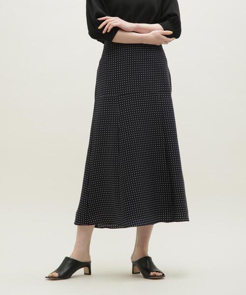 NANO universe(ナノユニバース)の「MEYAME/BEAUTIFUL SKIRT(DOT)(スカート・レディース・ホワイト/ネイビー・0/1)」の12枚目の写真