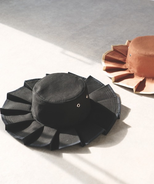 un dix cors（アンディコール）の「プリーツハット（ハット・レディース・ブラック/ブラウン・FREE）」の2枚目の写真