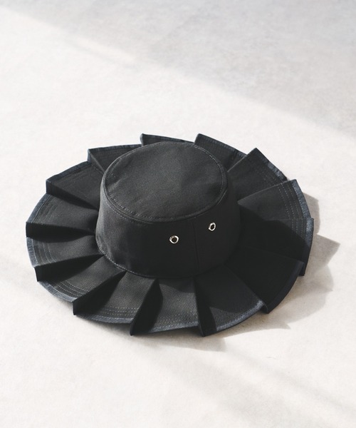 un dix cors（アンディコール）の「プリーツハット（ハット・レディース・ブラック/ブラウン・FREE）」の3枚目の写真