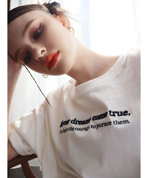 EVRIS（エヴリス）の「DREAMグラフィックオーバーサイズTシャツ（Tシャツ/カットソー・レディース・ブラック/グレー/ネイビー/ホワイト・FREE）」の8枚目の写真