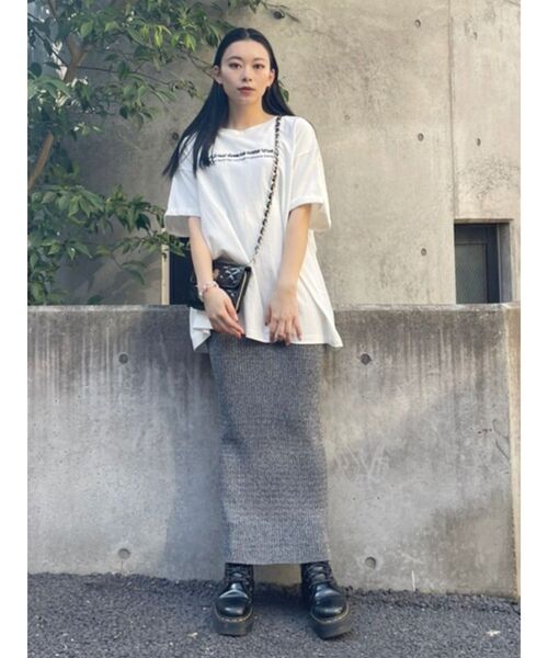 EVRIS（エヴリス）の「DREAMグラフィックオーバーサイズTシャツ（Tシャツ/カットソー・レディース・ブラック/グレー/ネイビー/ホワイト・FREE）」の14枚目の写真