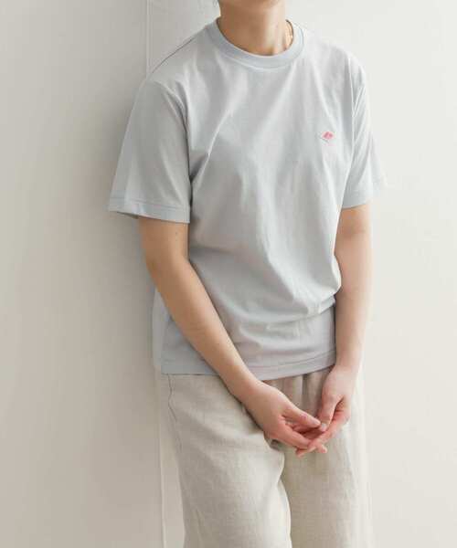 DANTON(ダントン)の「DANTON T/C T-SHIRTS(Tシャツ/カットソー・レディース・ライトブルー/ブラック/ブルー系その他/ベージュ/ホワイト/レッド系その他・X-SMALL)」の4枚目の写真