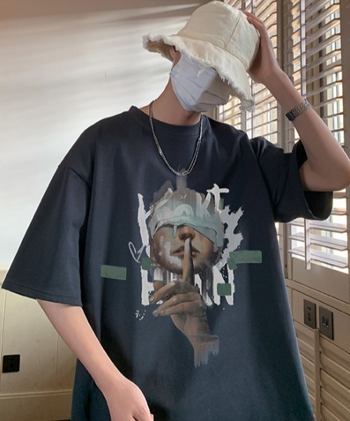 MGV(エムジーヴィー)の「フロントイラストT(Tシャツ/カットソー・メンズ・ブラウン/グリーン/ホワイト/ダークグレー/ブルー/ブラック・MEDIUM/LARGE/X-LARGE)」の17枚目の写真