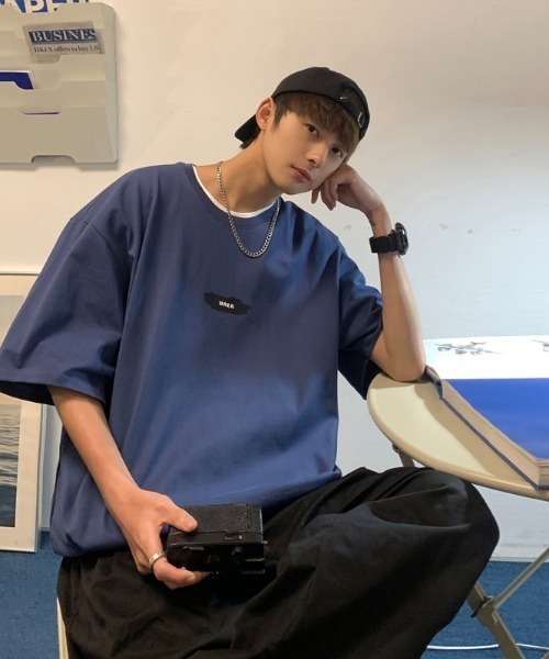 MGV(エムジーヴィー)の「ペイントスタイルロゴTシャツ(Tシャツ/カットソー・メンズ・ブルー/ブラック/ネイビー/イエロー/ホワイト・MEDIUM/LARGE/X-LARGE)」の19枚目の写真