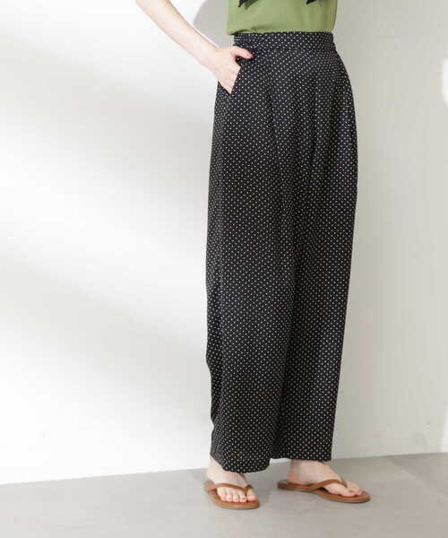 N.（N. Natural Beauty Basic）（エヌエヌナチュラルビューティーベーシック）の「◆リラックスストレートパンツ（デニムパンツ・レディース・ブラック系その他/ドット・MEDIUM）」の20枚目の写真