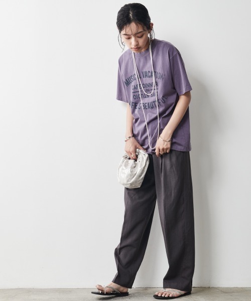 CHIC STYLE（シックスタイル）の「＜大きいサイズ＞レーヨン麻2タックワイドストレートパンツ シックスタイル（その他パンツ・レディース・ベージュ/チャコール・5L/L/3L/4L/LL）」の11枚目の写真