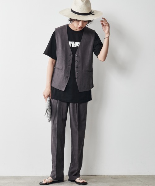 CHIC STYLE（シックスタイル）の「＜大きいサイズ＞レーヨン麻2タックワイドストレートパンツ シックスタイル（その他パンツ・レディース・ベージュ/チャコール・5L/L/3L/4L/LL）」の8枚目の写真