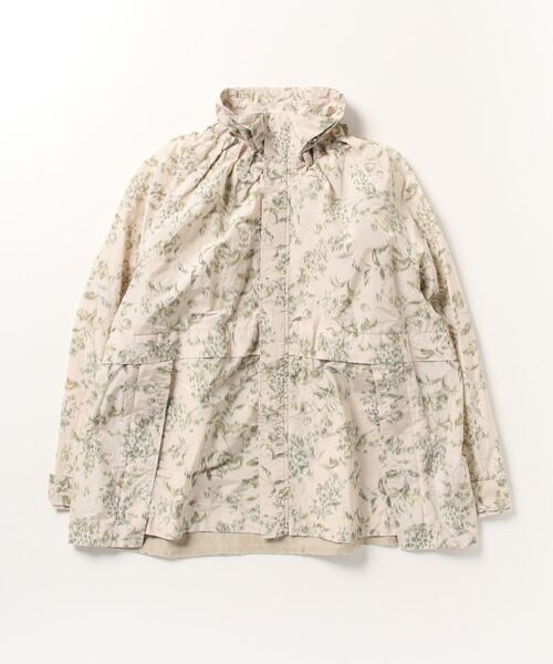 JNBY（ジェーエヌビーワイ）の「Oversized Unique-pattern Stand-collar Polyester Jacket（ブルゾン・レディース・ブラック系その他/ホワイト系その他・36/40）」の12枚目の写真