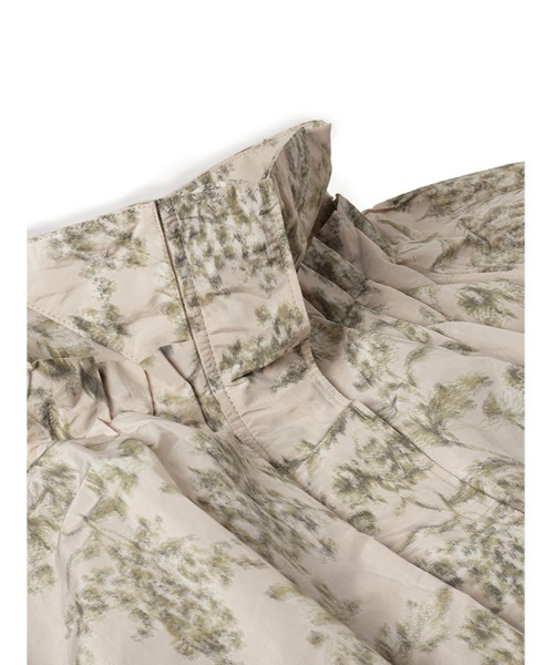 JNBY（ジェーエヌビーワイ）の「Oversized Unique-pattern Stand-collar Polyester Jacket（ブルゾン・レディース・ブラック系その他/ホワイト系その他・36/40）」の13枚目の写真