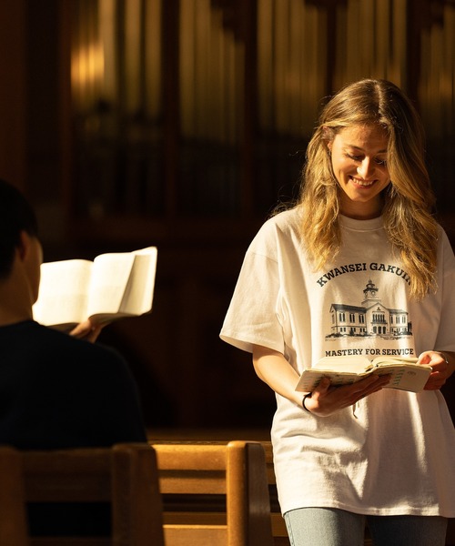 Russell Athletic(ラッセルアスレティック)の「【KWANSEI GAKUIN UNIVERSITY】カレッジロゴTシャツA(Tシャツ/カットソー・メンズ・ホワイト/ネイビー・S/M/L/XL)」の11枚目の写真