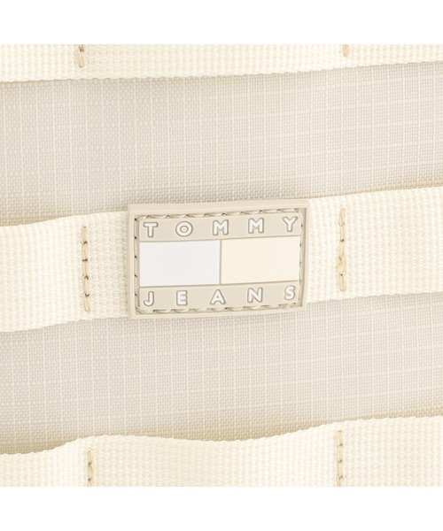 tommy jeans（トミー ジーンズ）の「スケーターボーイサコッシュ（ショルダーバッグ・メンズ・アイボリー/ブラック・FREE）」の9枚目の写真