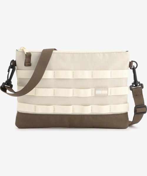 tommy jeans（トミー ジーンズ）の「スケーターボーイサコッシュ（ショルダーバッグ・メンズ・アイボリー/ブラック・FREE）」の12枚目の写真