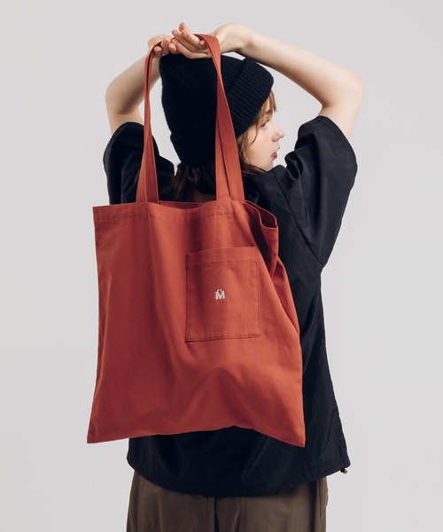 MUHET（ミュエータ）の「ポケット付きトートバッグ（トートバッグ・レディース・オレンジ/グリーン/ブルー/アイボリー・FREE）」の4枚目の写真