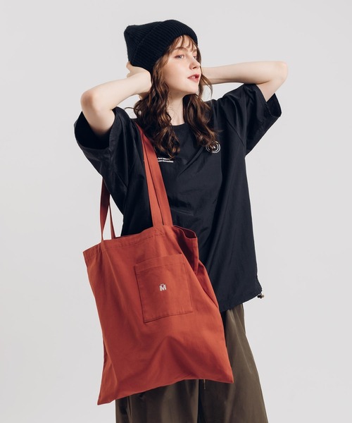 MUHET（ミュエータ）の「ポケット付きトートバッグ（トートバッグ・レディース・オレンジ/グリーン/ブルー/アイボリー・FREE）」の14枚目の写真