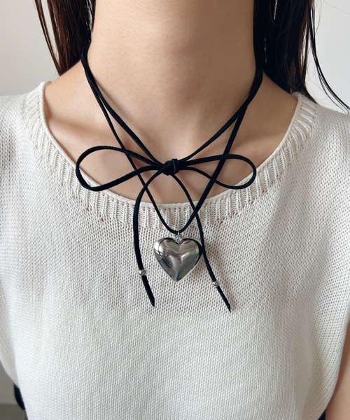 iso（イソ）の「ハート フェイクスエードチョーカー（チョーカー・レディース・シルバー・FREE）」の11枚目の写真