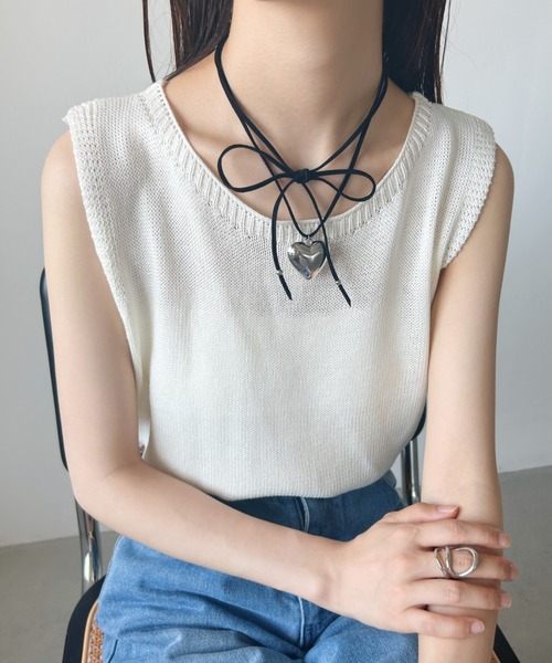 iso（イソ）の「ハート フェイクスエードチョーカー（チョーカー・レディース・シルバー・FREE）」の13枚目の写真