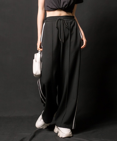 OLIVE des OLIVE（オリーブデオリーブ）の「脚長サイドラインワイドパンツ　1032020020（その他パンツ・レディース・チャコールグレー/ブラック/ピンク・FREE）」の10枚目の写真