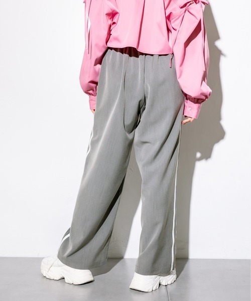 OLIVE des OLIVE（オリーブデオリーブ）の「脚長サイドラインワイドパンツ　1032020020（その他パンツ・レディース・チャコールグレー/ブラック/ピンク・FREE）」の19枚目の写真