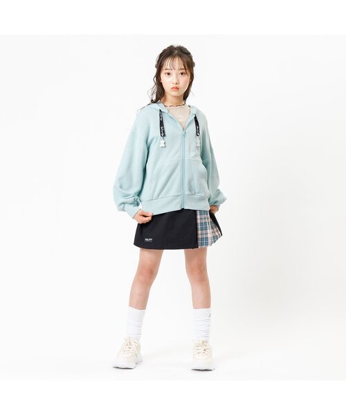 algy(アルジー)の「くまチャーム付きロゴりぼんパーカー(パーカー・キッズ・ベージュ/ラベンダー/ミント・XX-SMALL/X-SMALL/SMALL/MEDIUM)」の6枚目の写真